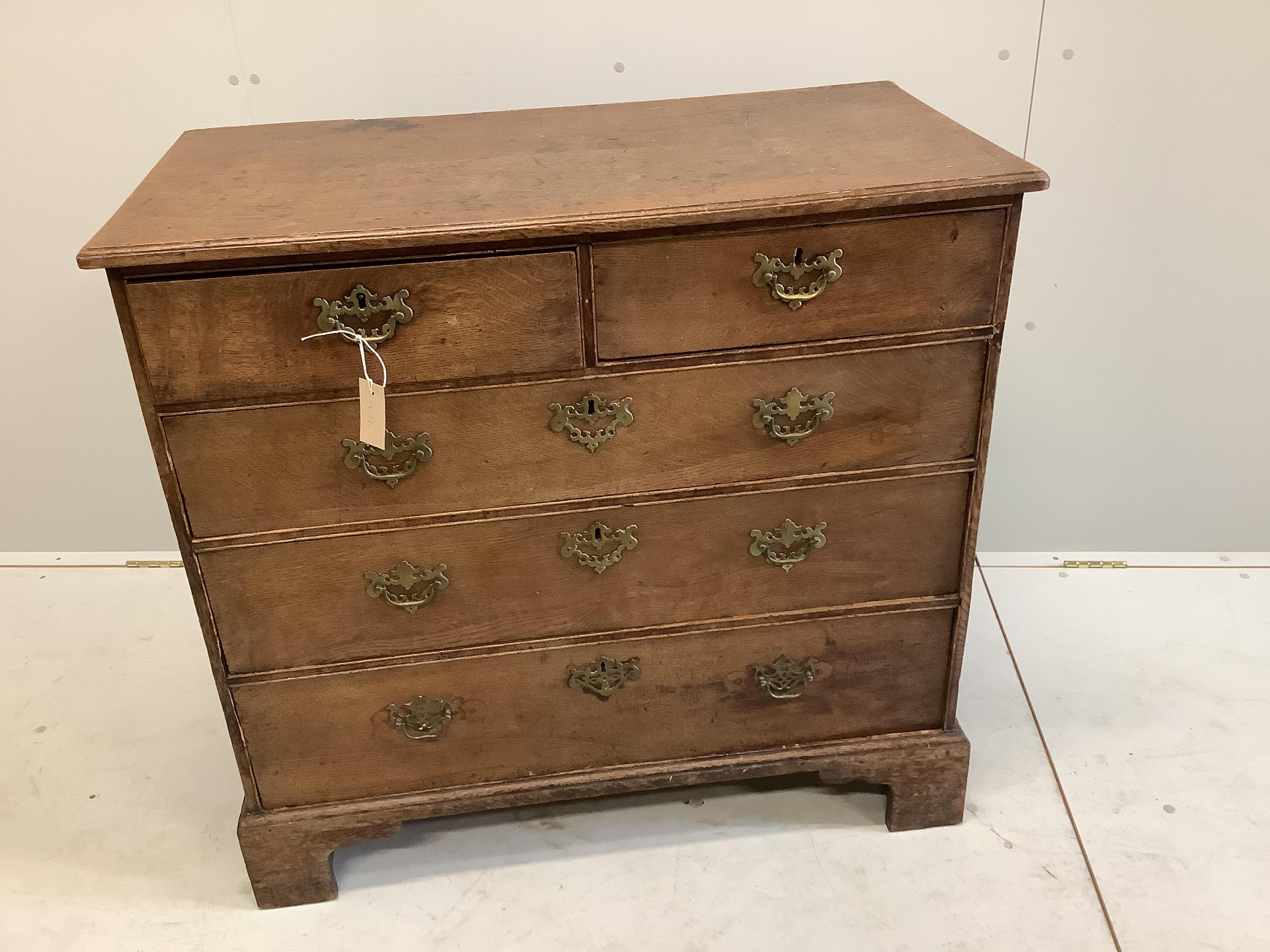 A George III oak chest of five drawers, width 95cm, depth 48cm, height 89cm